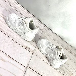 Nike Air Force 1 - 5c